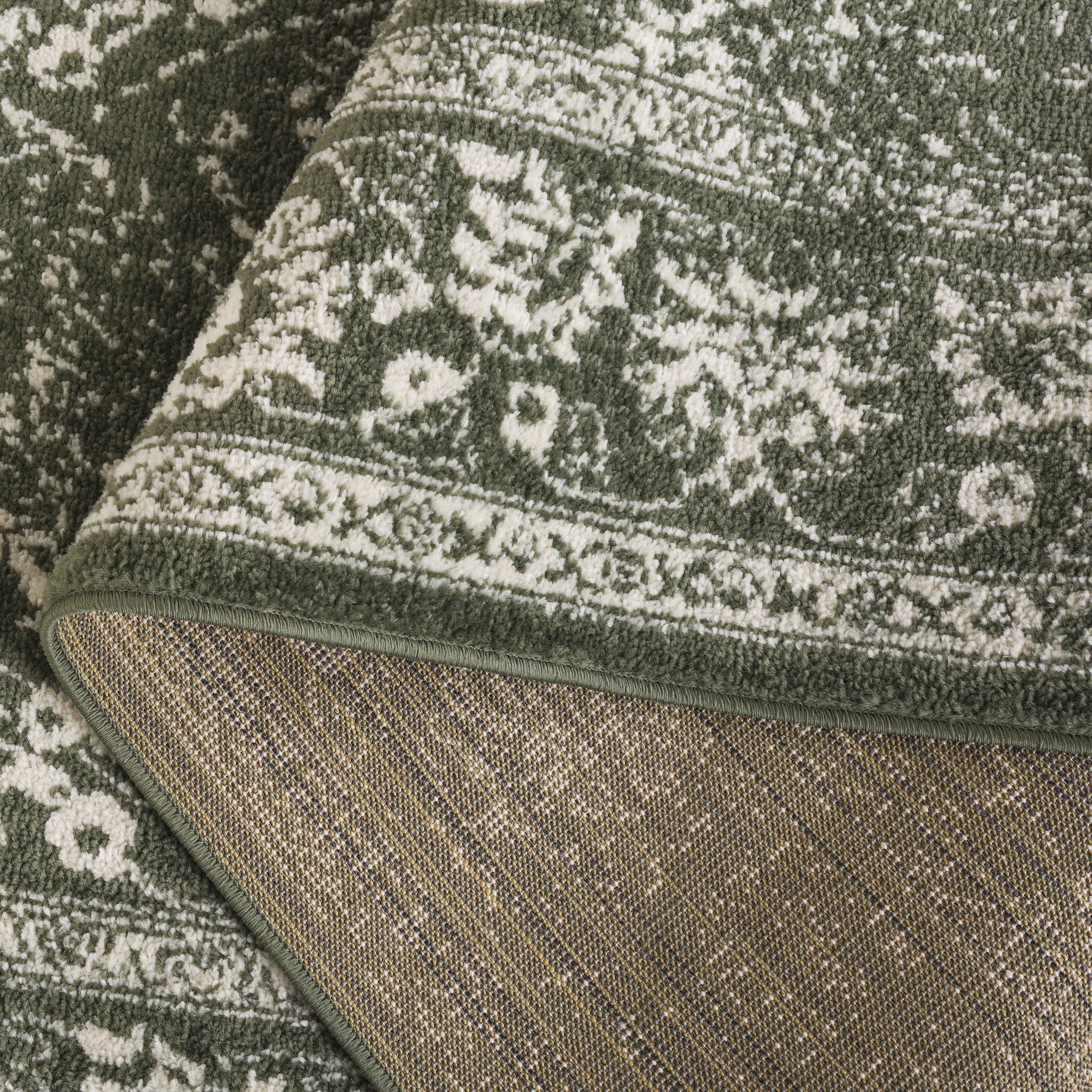 SAFAVIEH Adirondack Riin Rustic Shabby Chic Distressed Rug