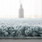 SAFAVIEH August Wilhelma Shag Solid 1.2-inch Thick Area Rug