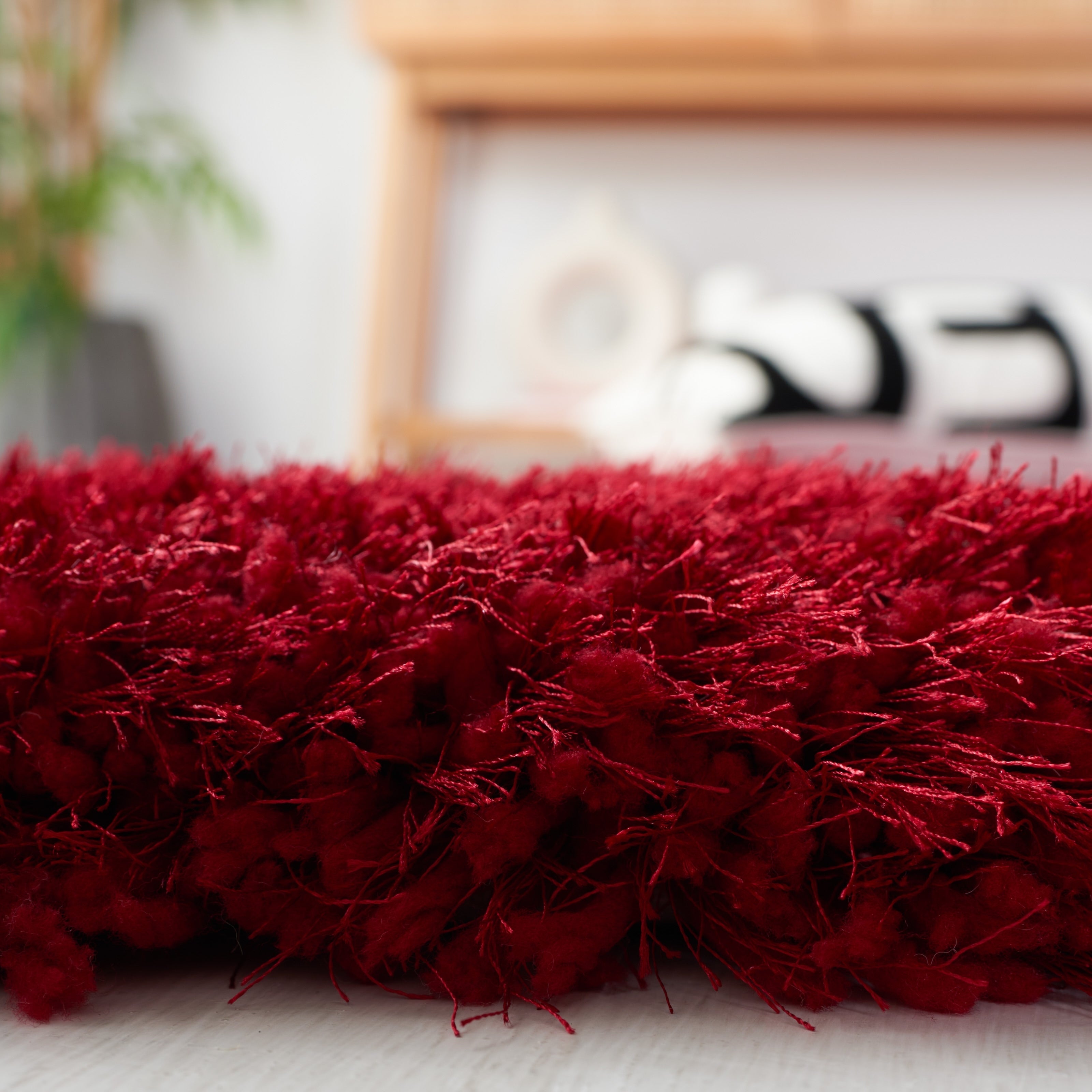 SAFAVIEH Bahija Rudina Luxe Shaggy 3 inch-thick Area Rug