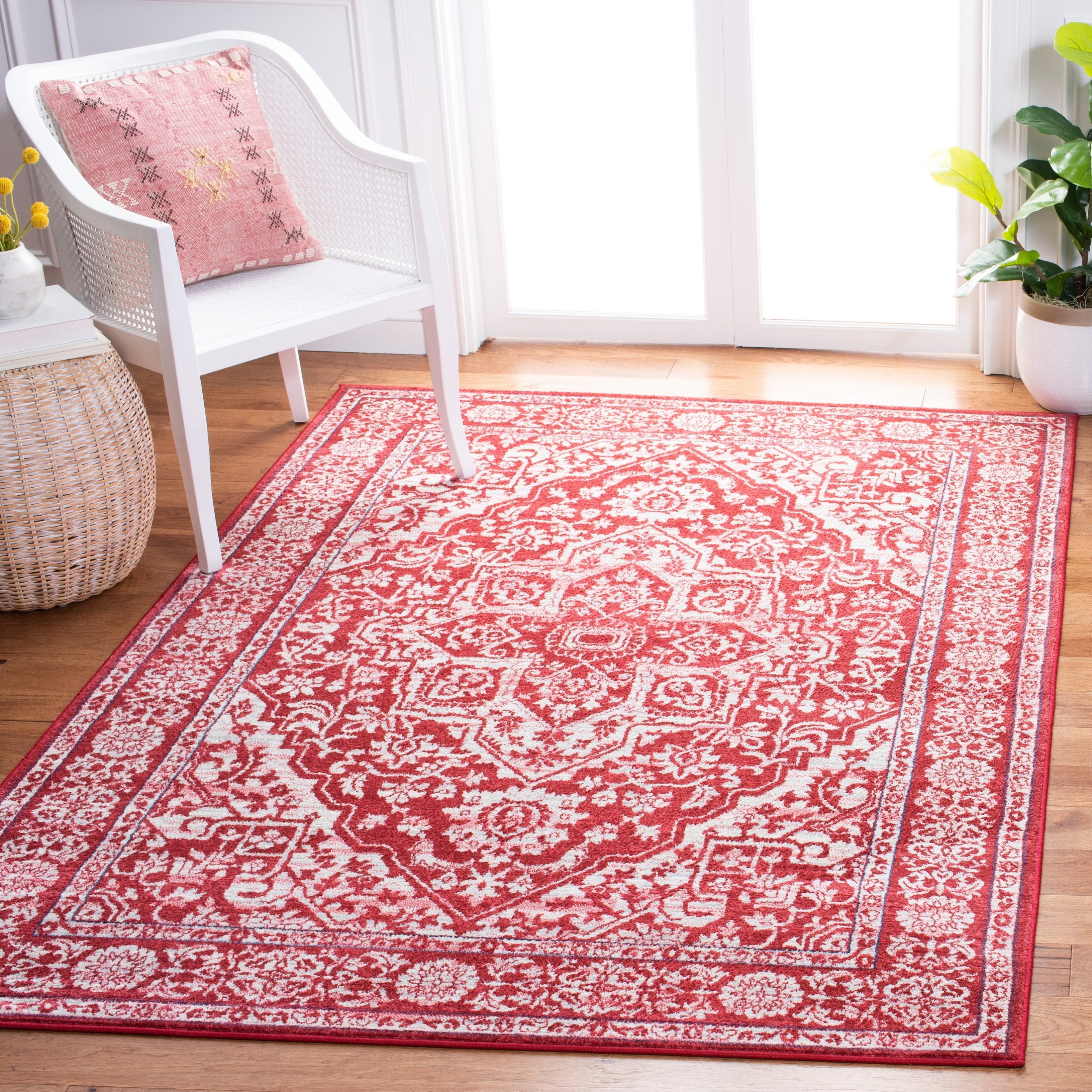 SAFAVIEH Brentwood 脼ordis Oriental Medallion Rug