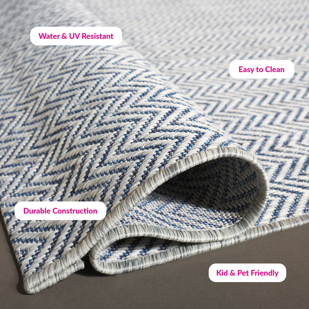 SAFAVIEH Courtyard Ilmur Indoor/ Outdoor Waterproof Patio Backyard Rug