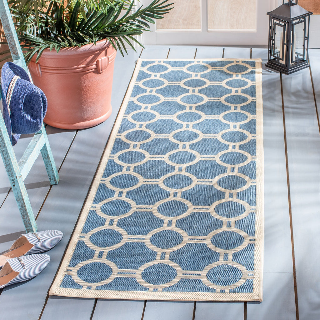 SAFAVIEH Courtyard Nira Indoor/ Outdoor Waterproof Patio Backyard Rug