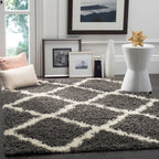 SAFAVIEH Dallas Shag Darina Trellis 1.5-inch Thick Rug