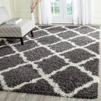 SAFAVIEH Dallas Shag Darina Trellis 1.5-inch Thick Rug