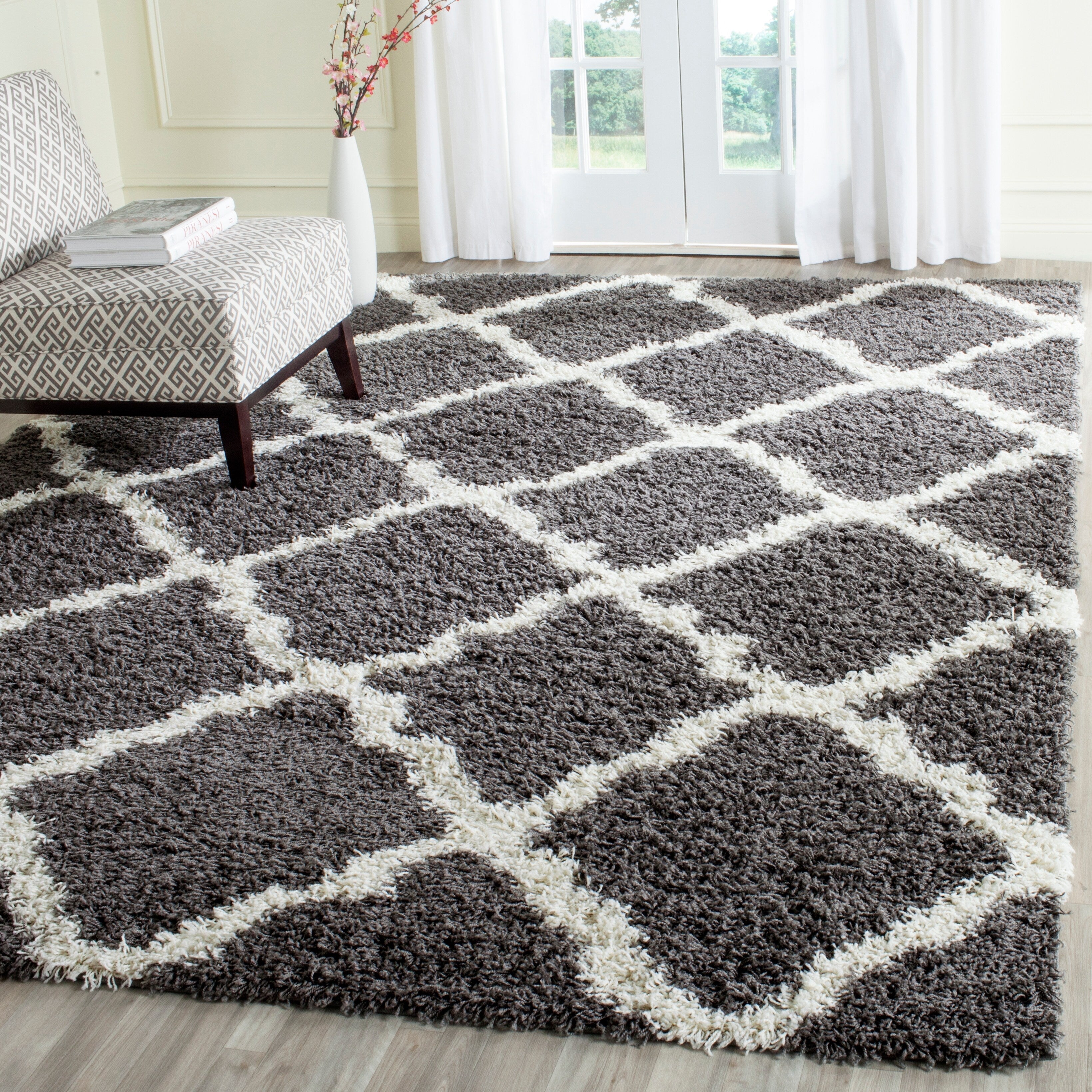 SAFAVIEH Dallas Shag Darina Trellis 1.5-inch Thick Rug