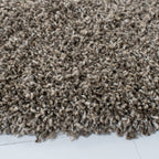 SAFAVIEH Evolution Shag Fransien Solid 1.8-inch Thick Rug