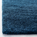 SAFAVIEH Fontana Shag Dagi Solid 2-inch Thick Rug