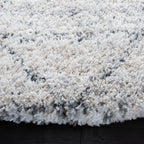 SAFAVIEH Fontana Shag Marye Modern Trellis 2-inch Thick Rug