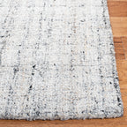 SAFAVIEH Handmade Abstract Coraly Modern Viscose Rug