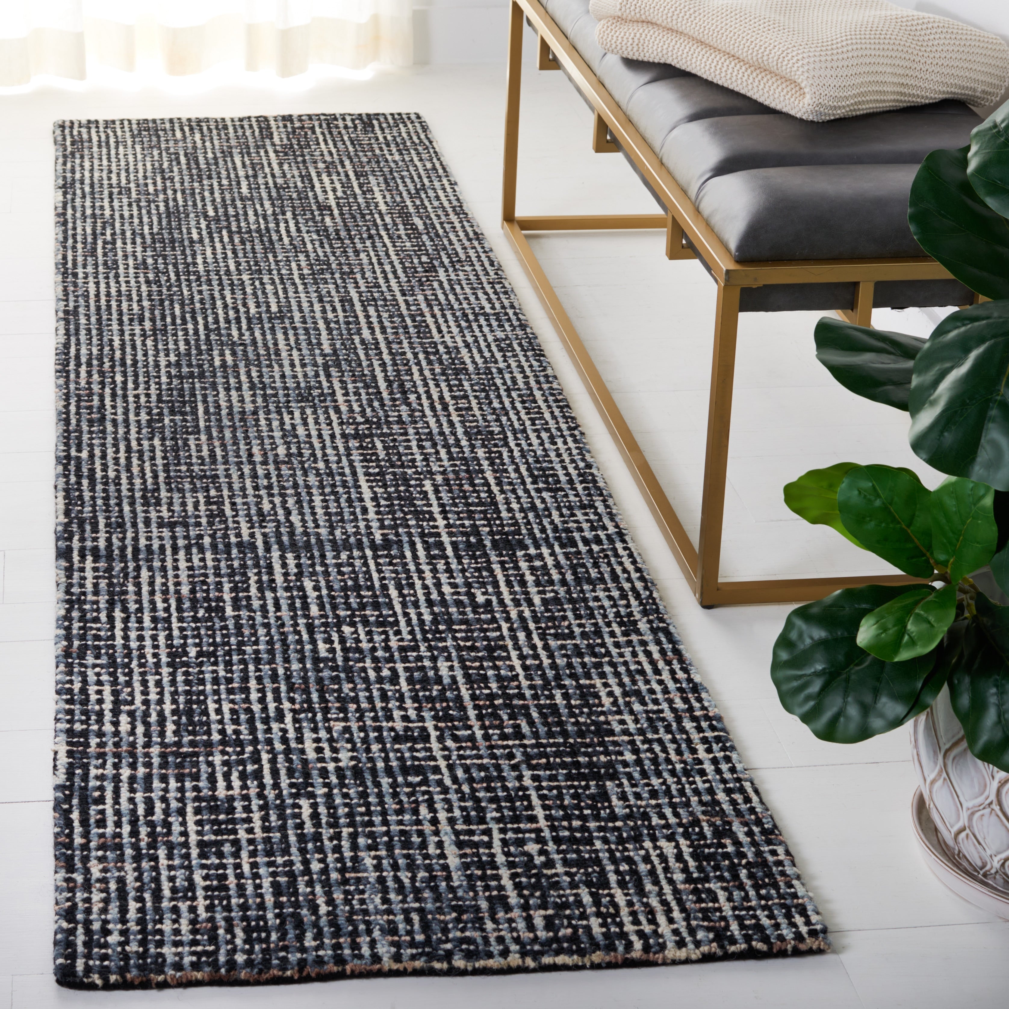 SAFAVIEH Handmade Abstract Lotje Modern Wool Rug