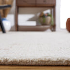 SAFAVIEH Handmade Abstract Lotje Modern Wool Rug