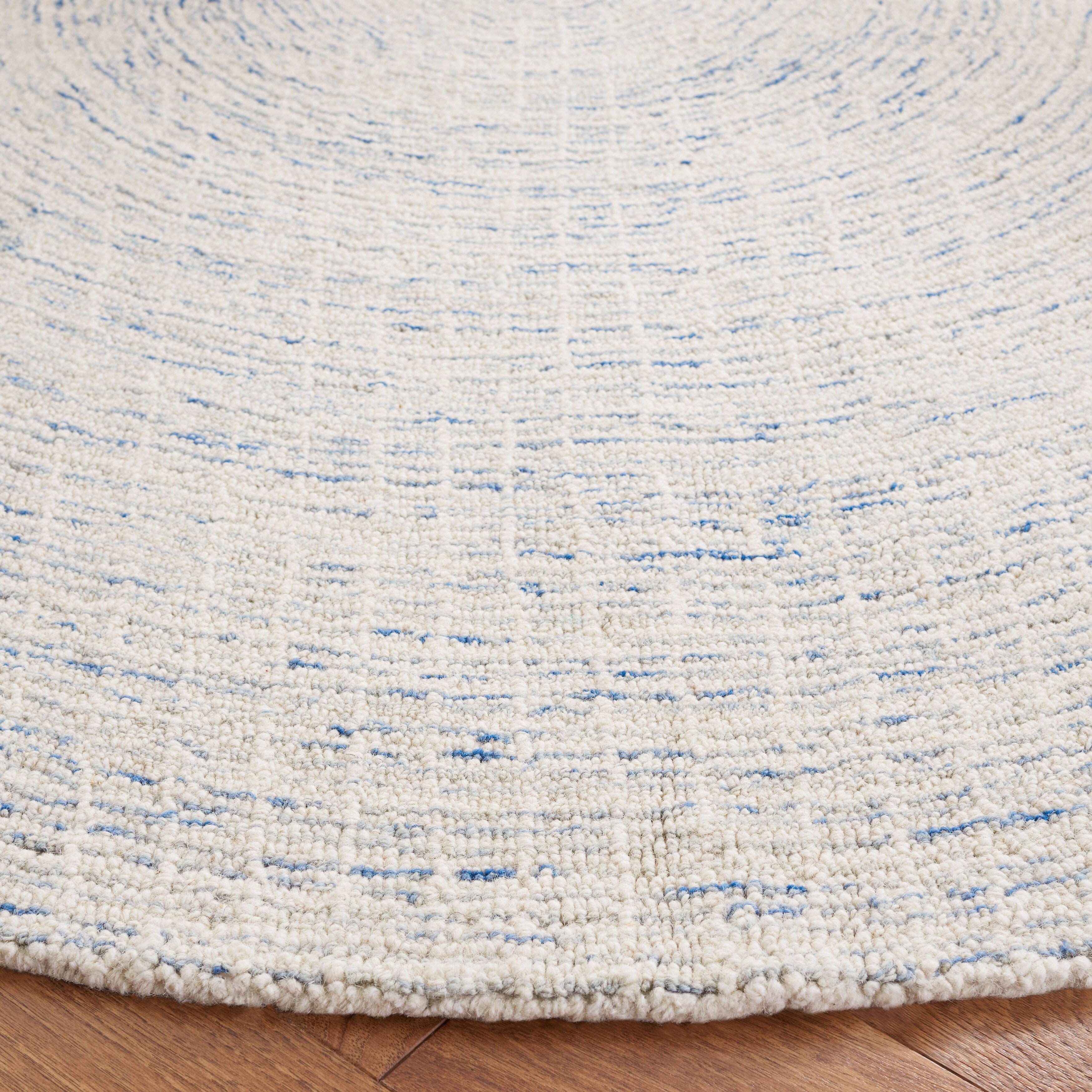 SAFAVIEH Handmade Abstract Maggy Modern Wool Rug