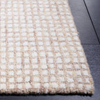 SAFAVIEH Handmade Abstract Marikka Modern Viscose Rug