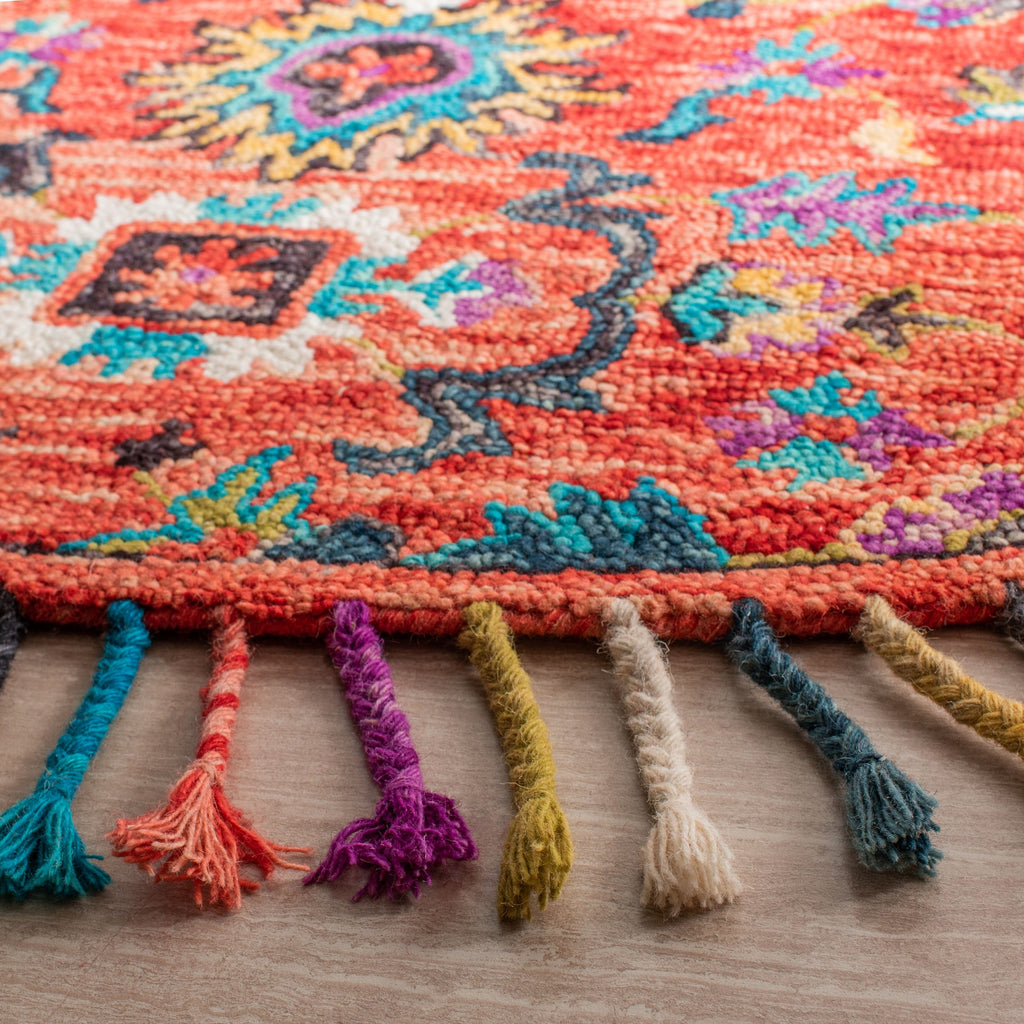 SAFAVIEH Handmade Aspen Irmingard Boho Tribal Wool Medallion Rug