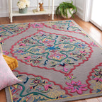 SAFAVIEH Handmade Bellagio Cailin Medallion Wool Rug