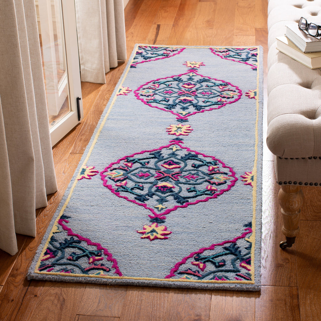 SAFAVIEH Handmade Bellagio Cailin Medallion Wool Rug