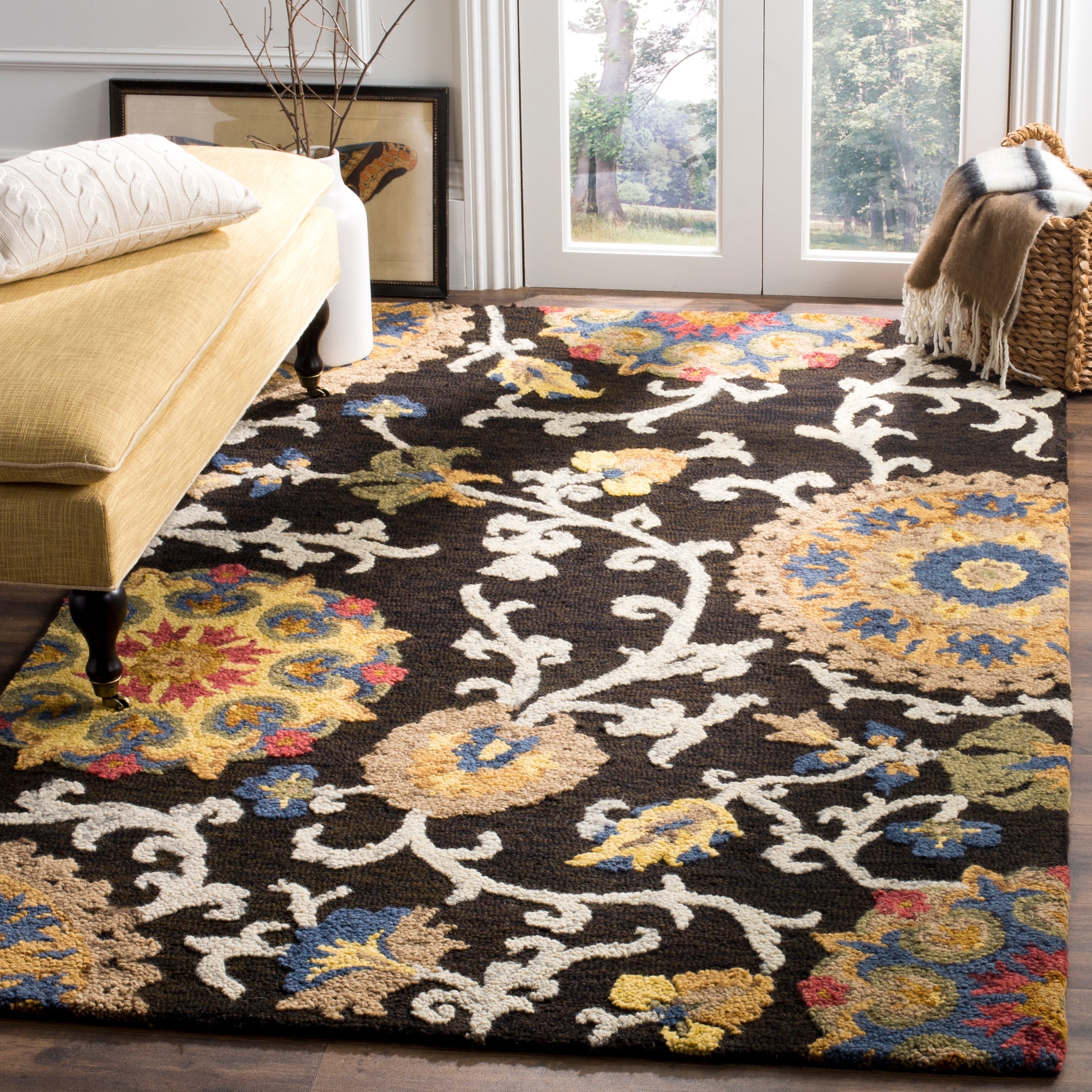 SAFAVIEH Handmade Blossom Maaret Modern Floral Wool Rug