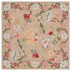 SAFAVIEH Handmade Chelsea Yauhenia French Country Floral Wool Rug