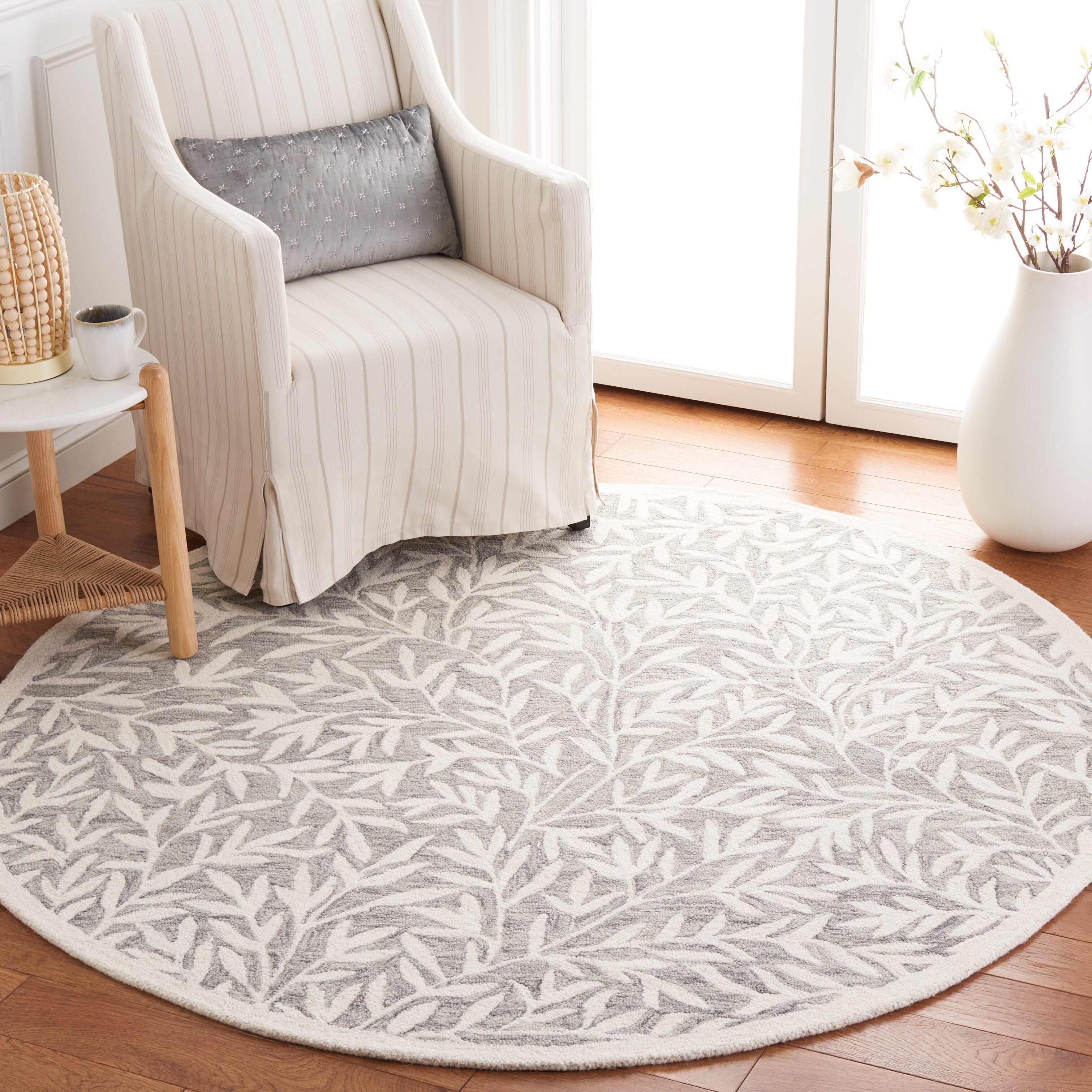 SAFAVIEH Handmade Jardin Mariegret Wool Rug