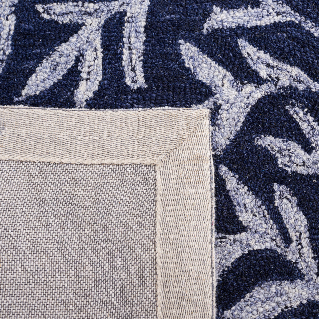 SAFAVIEH Handmade Jardin Mariegret Wool Rug