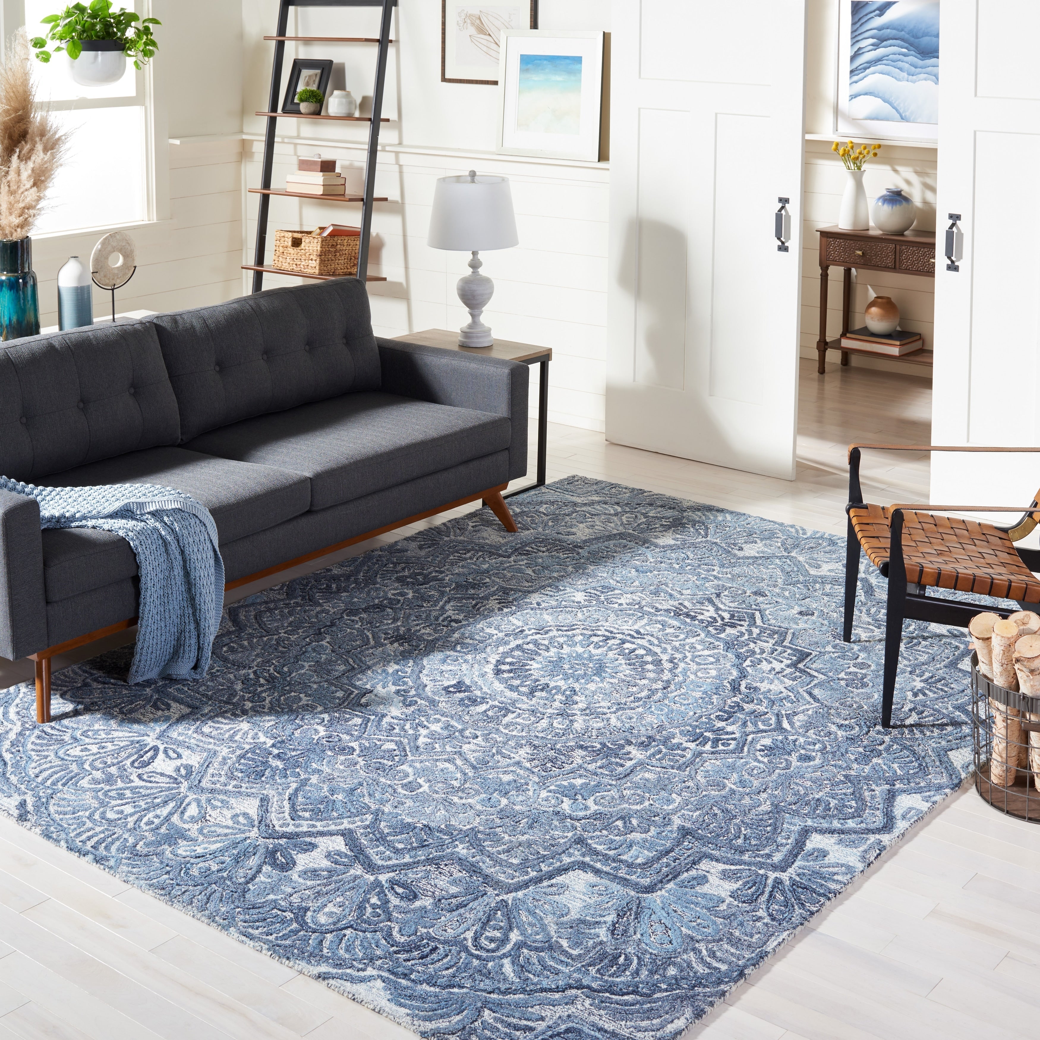 SAFAVIEH Handmade Marquee Carlijn Modern Medallion Wool Rug