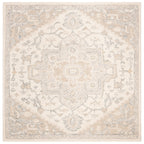 SAFAVIEH Handmade Micro-Loop Gulseven Medallion Wool Rug