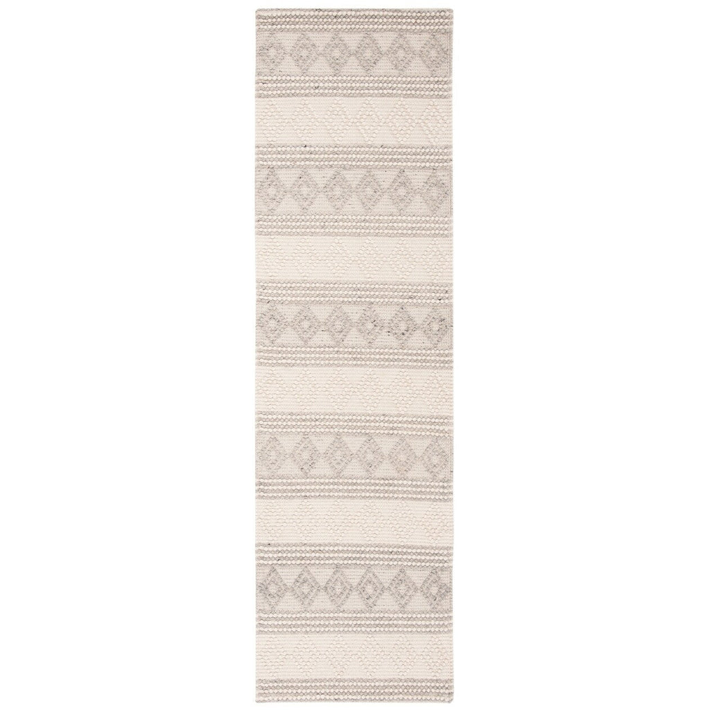 SAFAVIEH Handmade Natura Foka Wool Rug