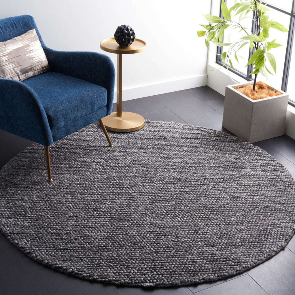 SAFAVIEH Handmade Natura Gonnie Wool Rug