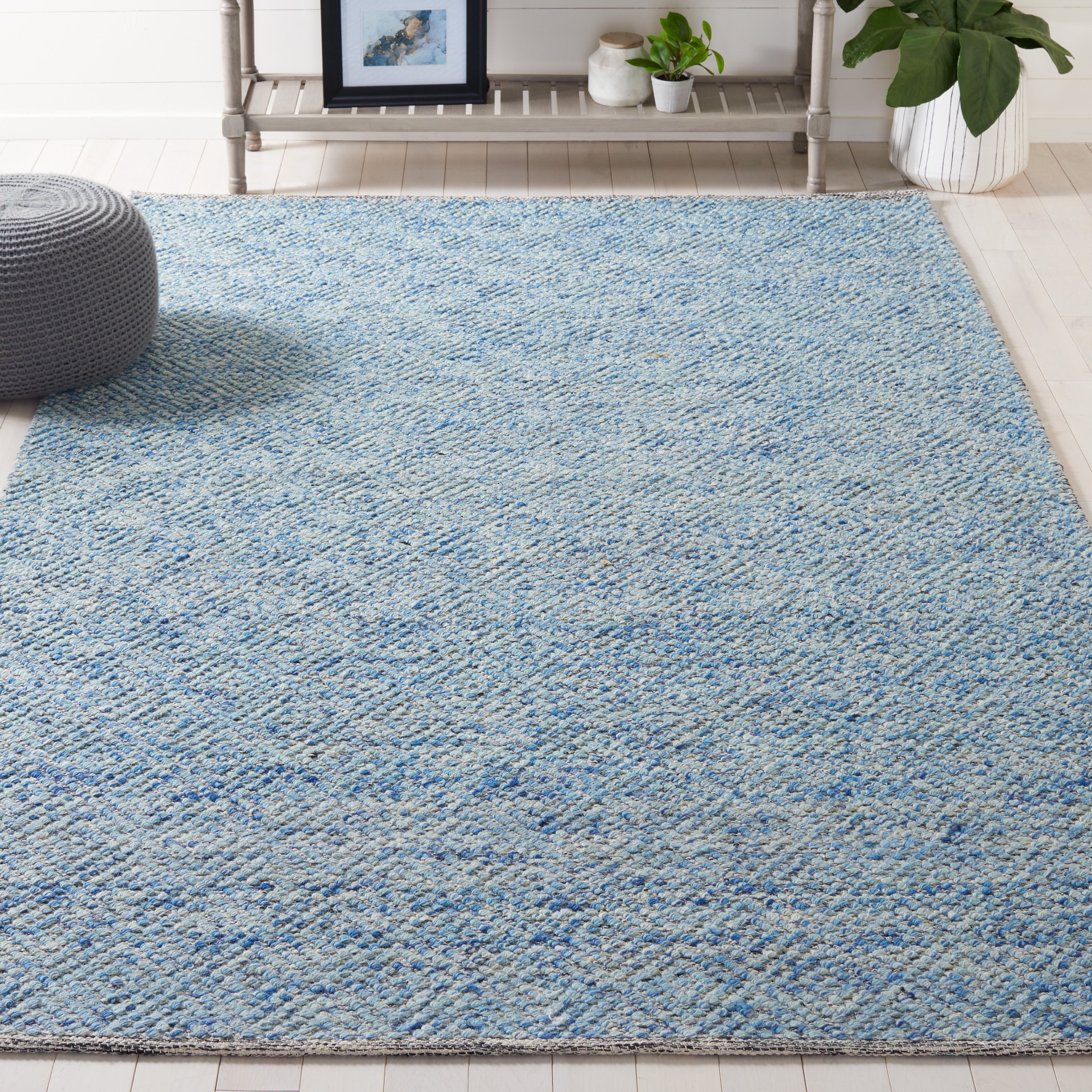 SAFAVIEH Handmade Natura Palmerina Wool Area Rug