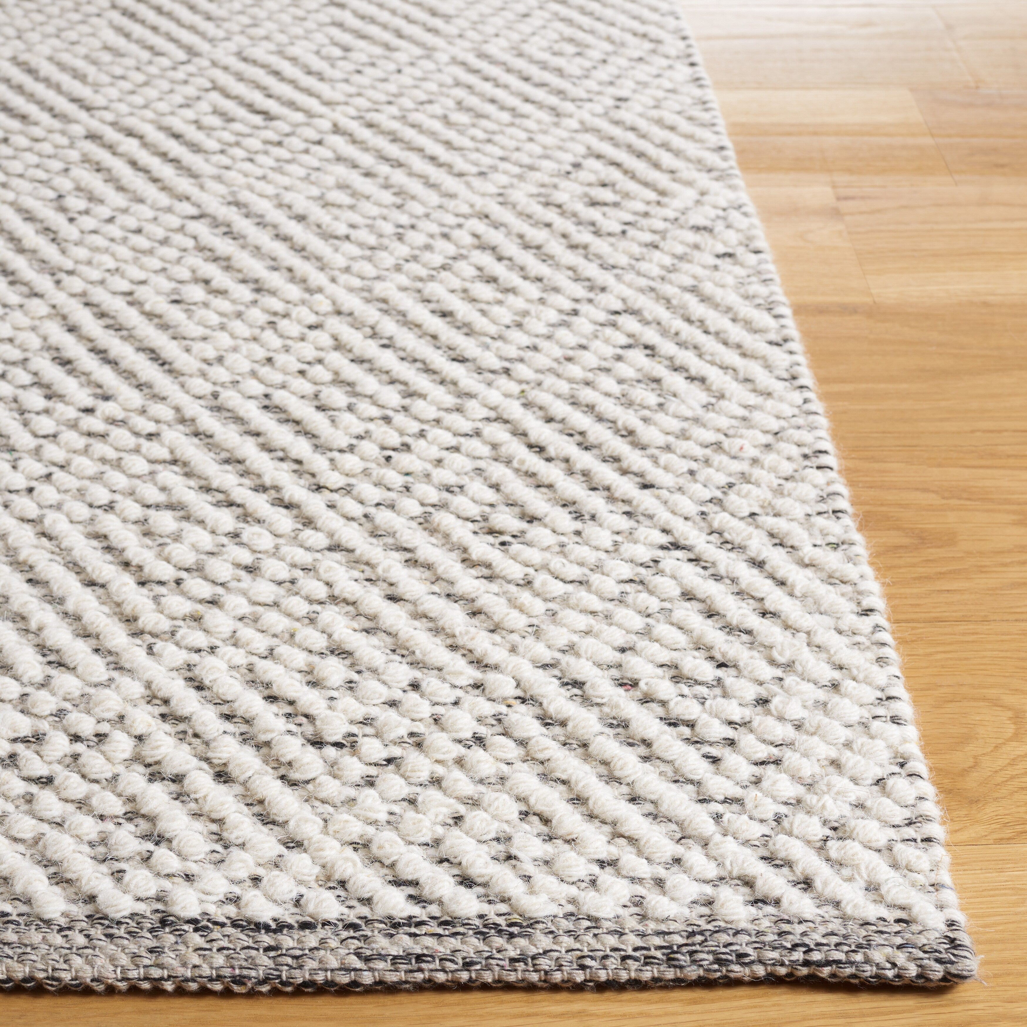 SAFAVIEH Handmade Natura Palmerina Wool Area Rug