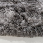 SAFAVIEH Handmade Ocean Shag Marilijn Glam 2.5-inch Thick Rug