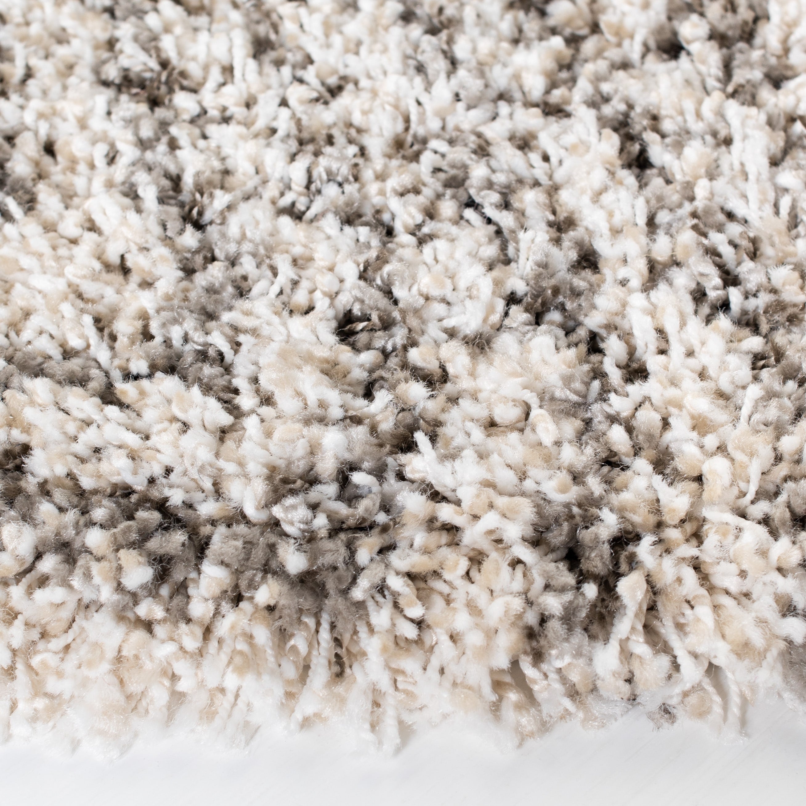 SAFAVIEH Hudson Shag Miljana 2-inch Thick Rug