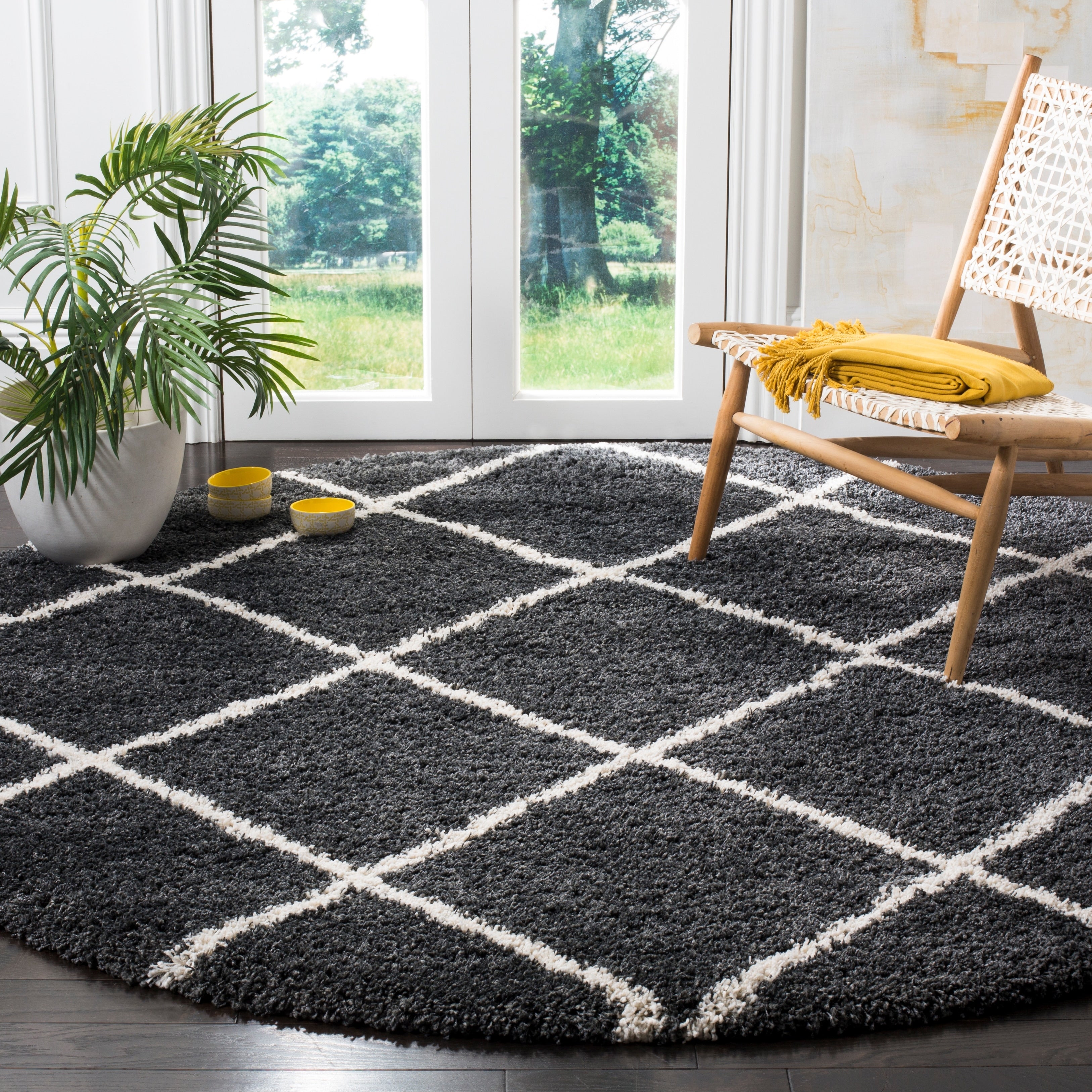 SAFAVIEH Hudson Shag Raili Diamond Trellis 2-inch Thick Rug