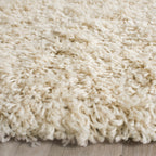 SAFAVIEH Laguna Shag Viroana Solid 2-inch Thick Rug
