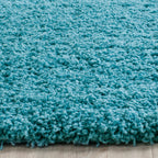 SAFAVIEH Laguna Shag Viroana Solid 2-inch Thick Rug