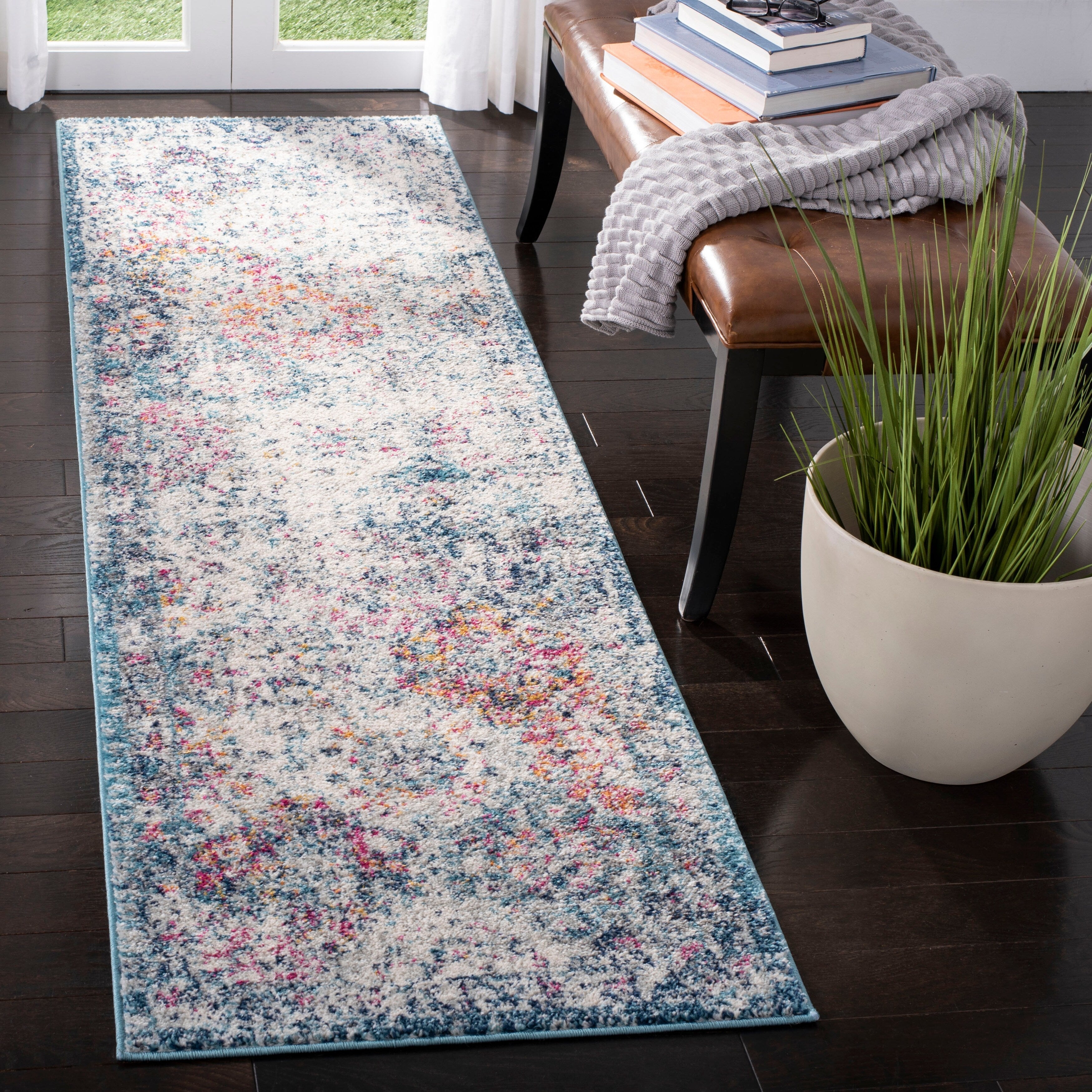 SAFAVIEH Madison Bettylou Boho Chic Distressed Area Rug