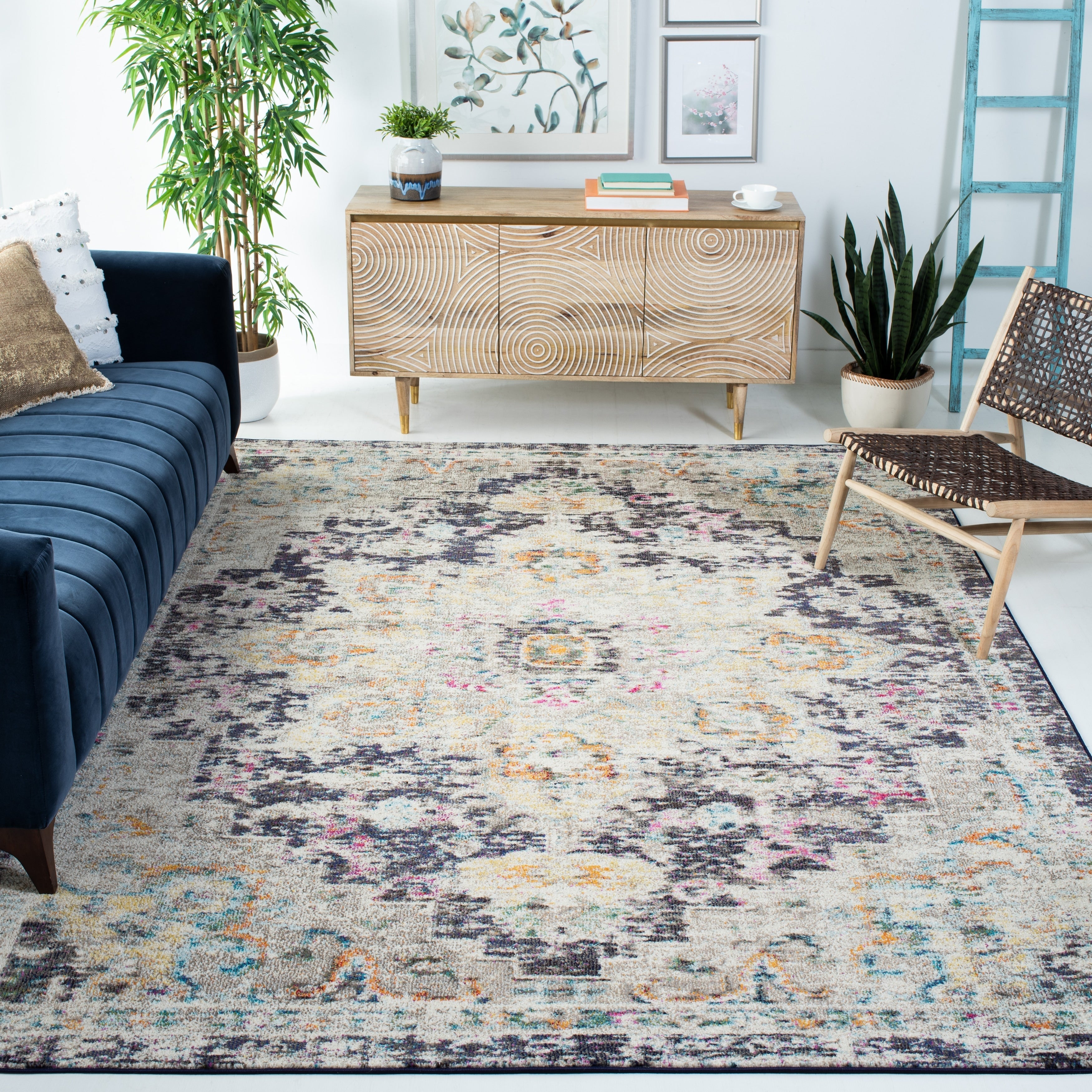 SAFAVIEH Madison Katelijne Boho Medallion Distressed Area Rug