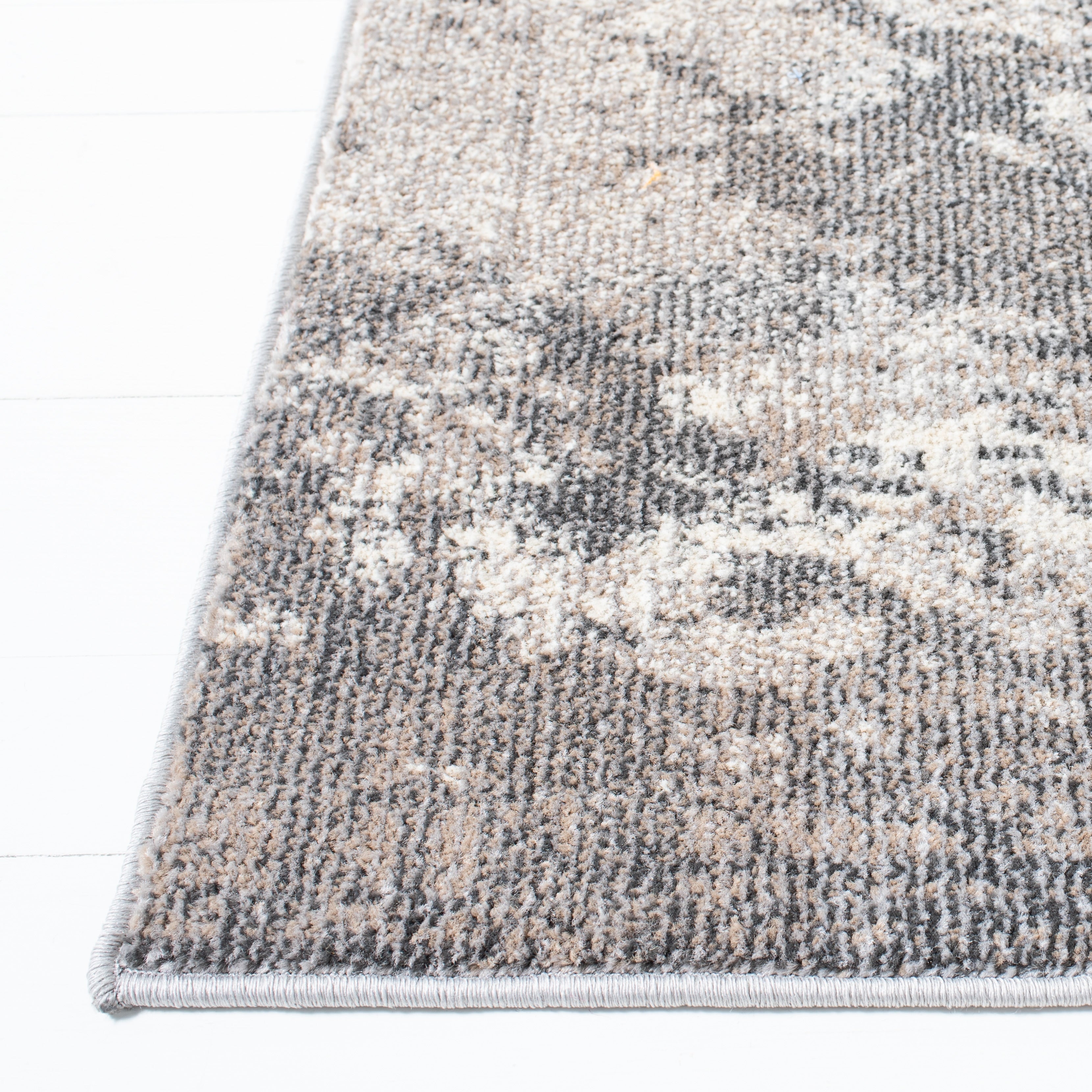 SAFAVIEH Madison Lawanda Modern Abstract Rug