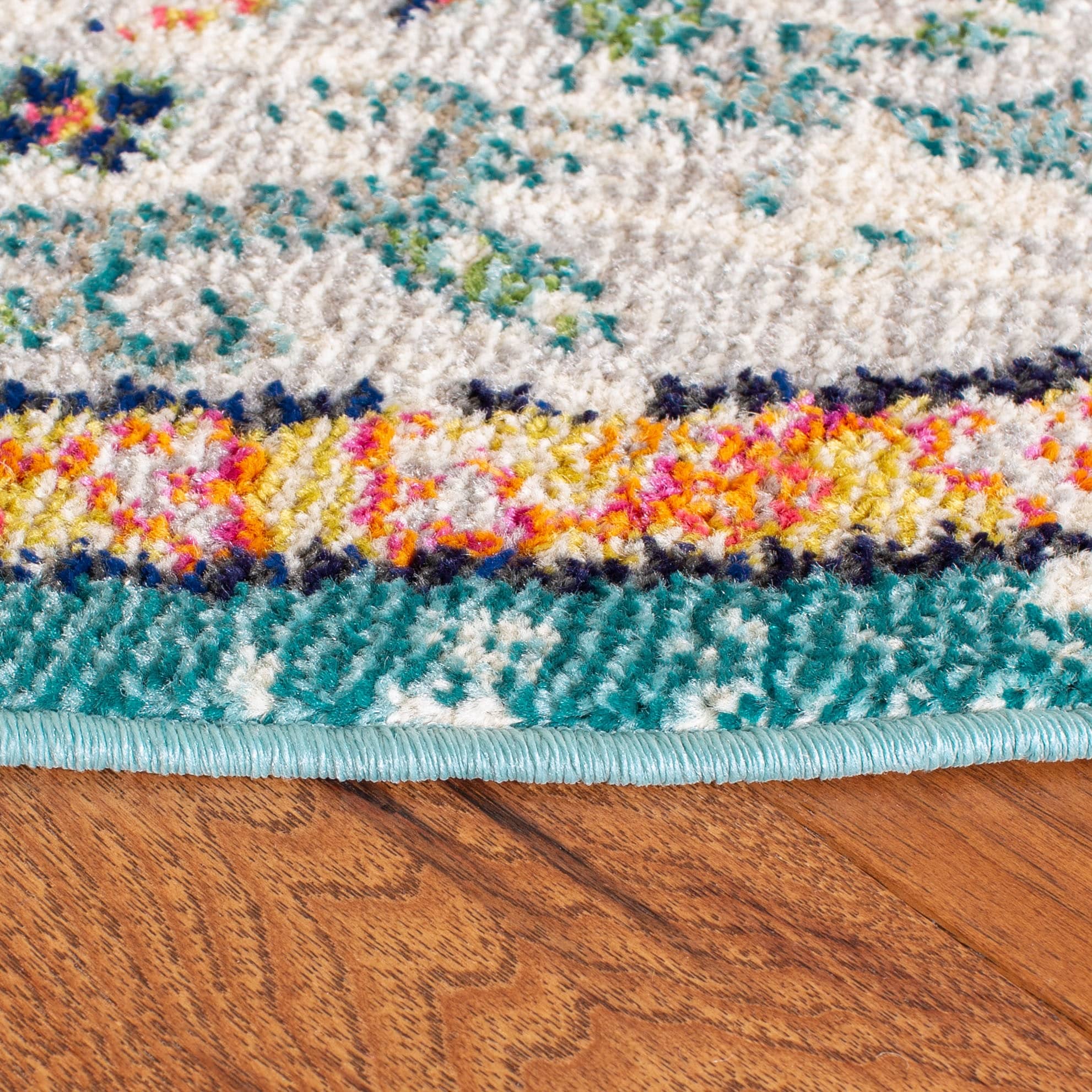 SAFAVIEH Madison Libusa Boho Medallion Distressed Rug