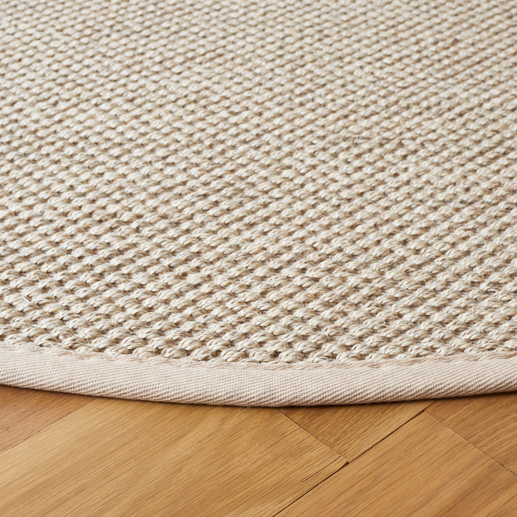 SAFAVIEH Natural Fiber Lorine Casual Border Sisal Rug