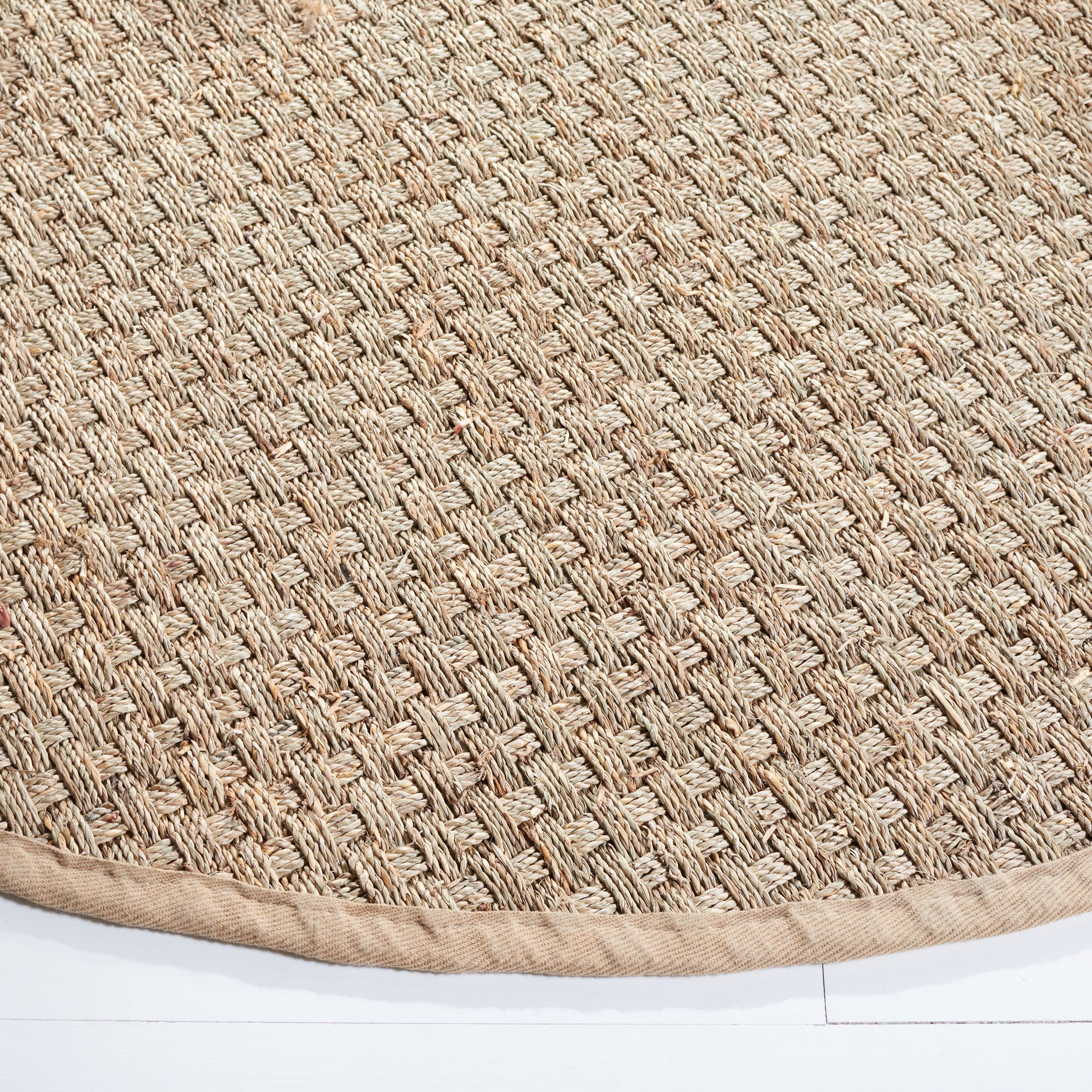 SAFAVIEH Natural Fiber Zymryd Basketweave Seagrass Rug