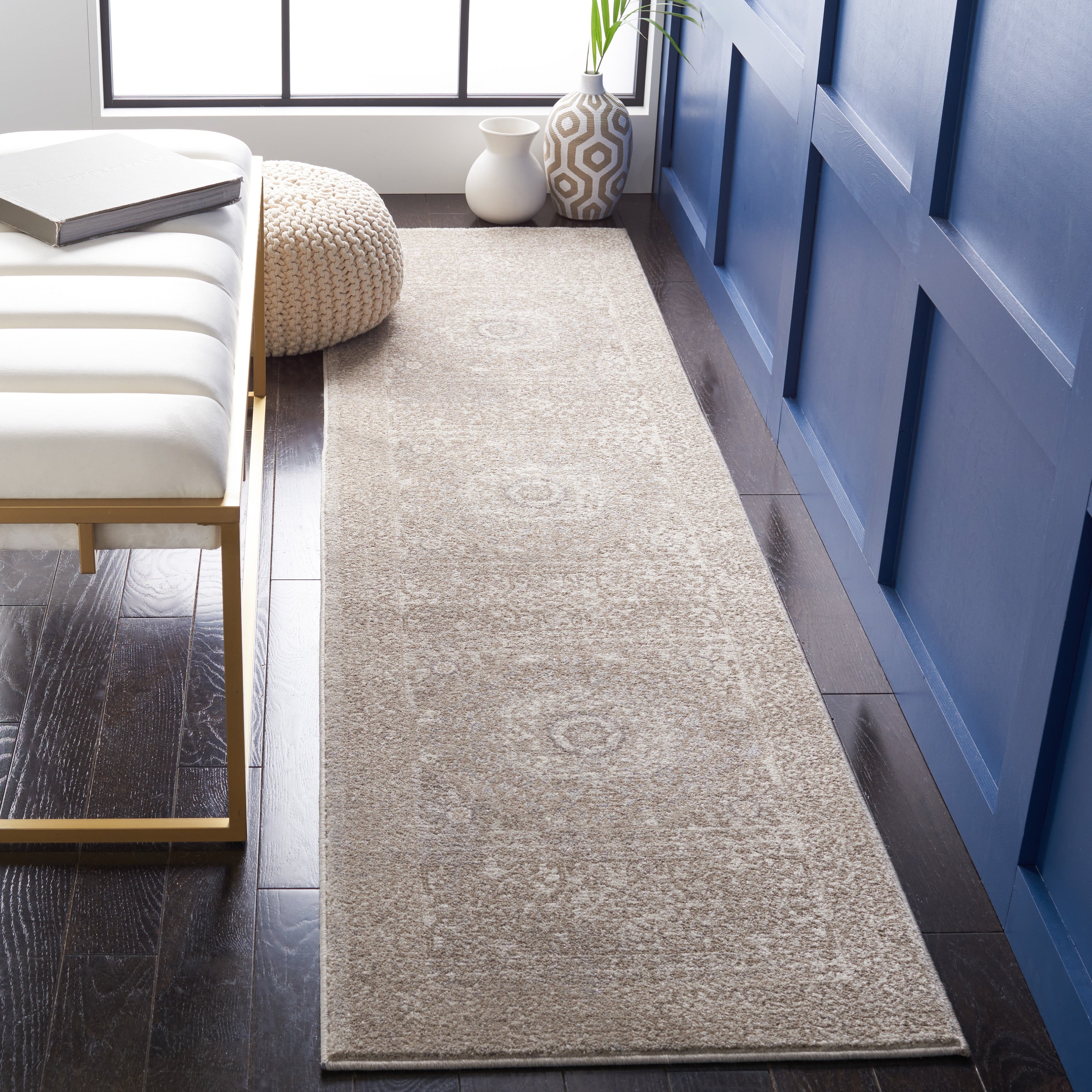 SAFAVIEH Sofia Glenna Vintage Oriental Medallion Rug