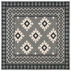 SAFAVIEH Veranda Rita Indoor/ Outdoor Waterproof Patio Backyard Rug