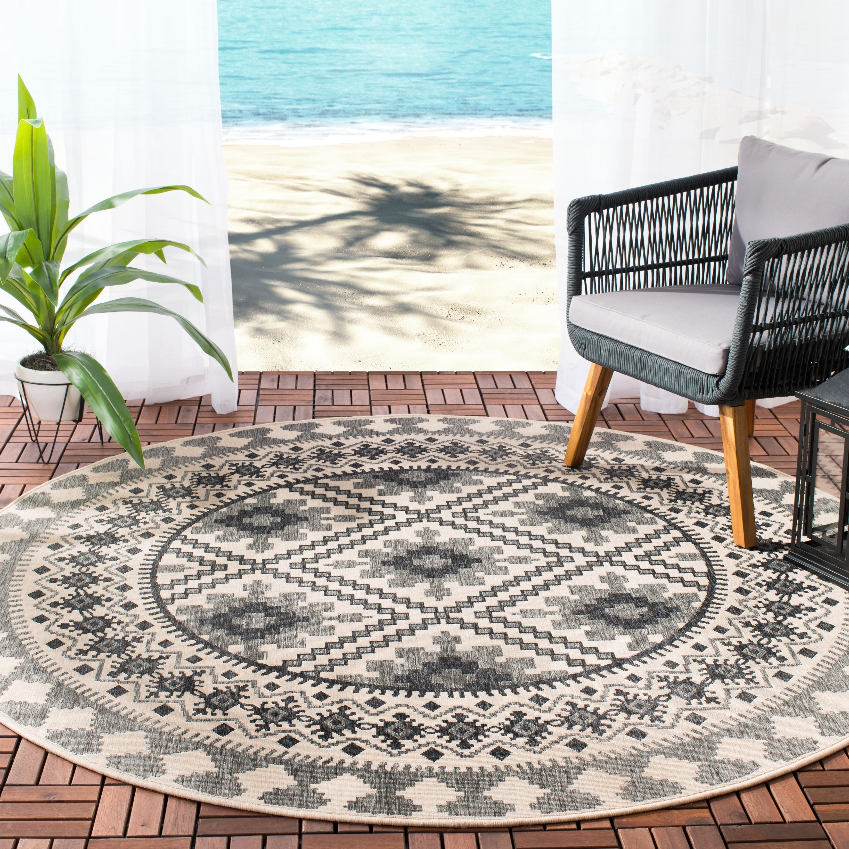 SAFAVIEH Veranda Rita Indoor/ Outdoor Waterproof Patio Backyard Rug