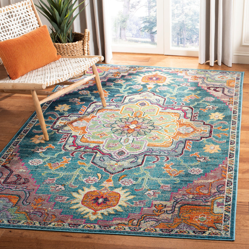 SAFAVIEH, Crystal Naimat Vintage Boho Medallion Rug