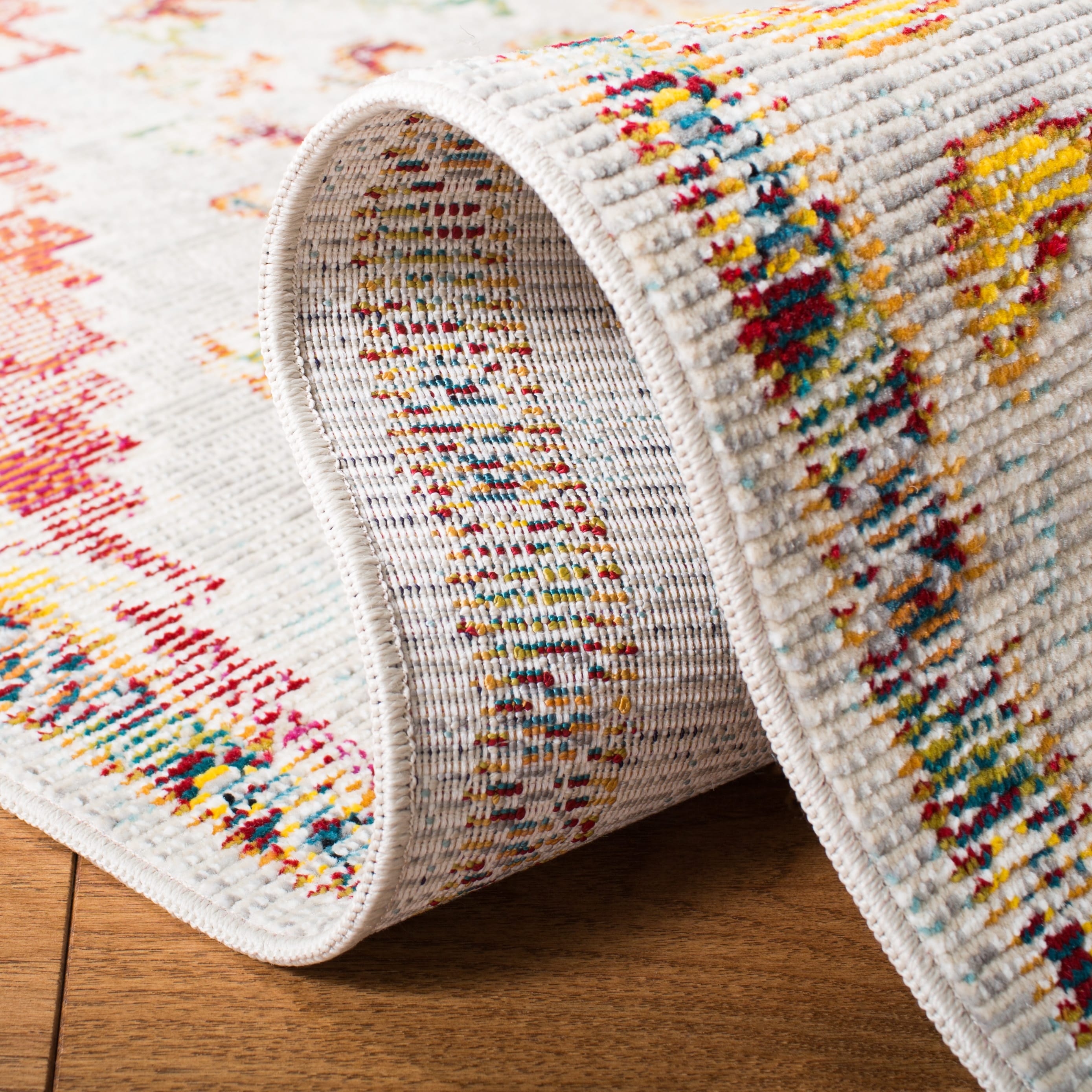 SAFAVIEH, Crystal Naimat Vintage Boho Medallion Rug