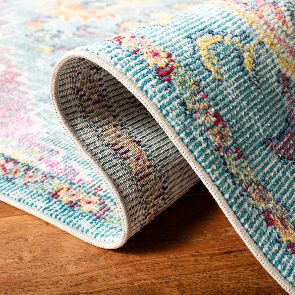 SAFAVIEH, Crystal Naimat Vintage Boho Medallion Rug