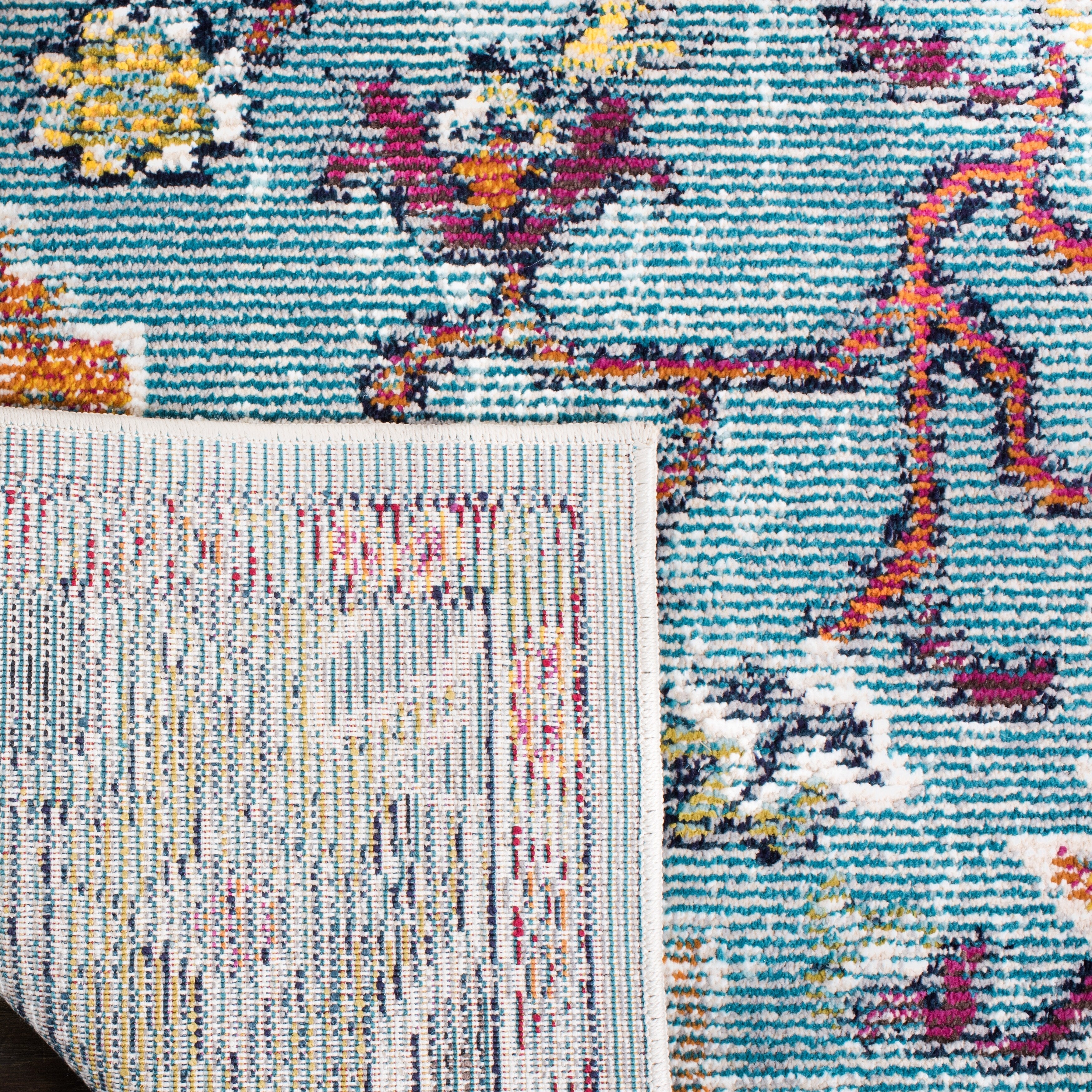 SAFAVIEH, Crystal Naimat Vintage Boho Medallion Rug