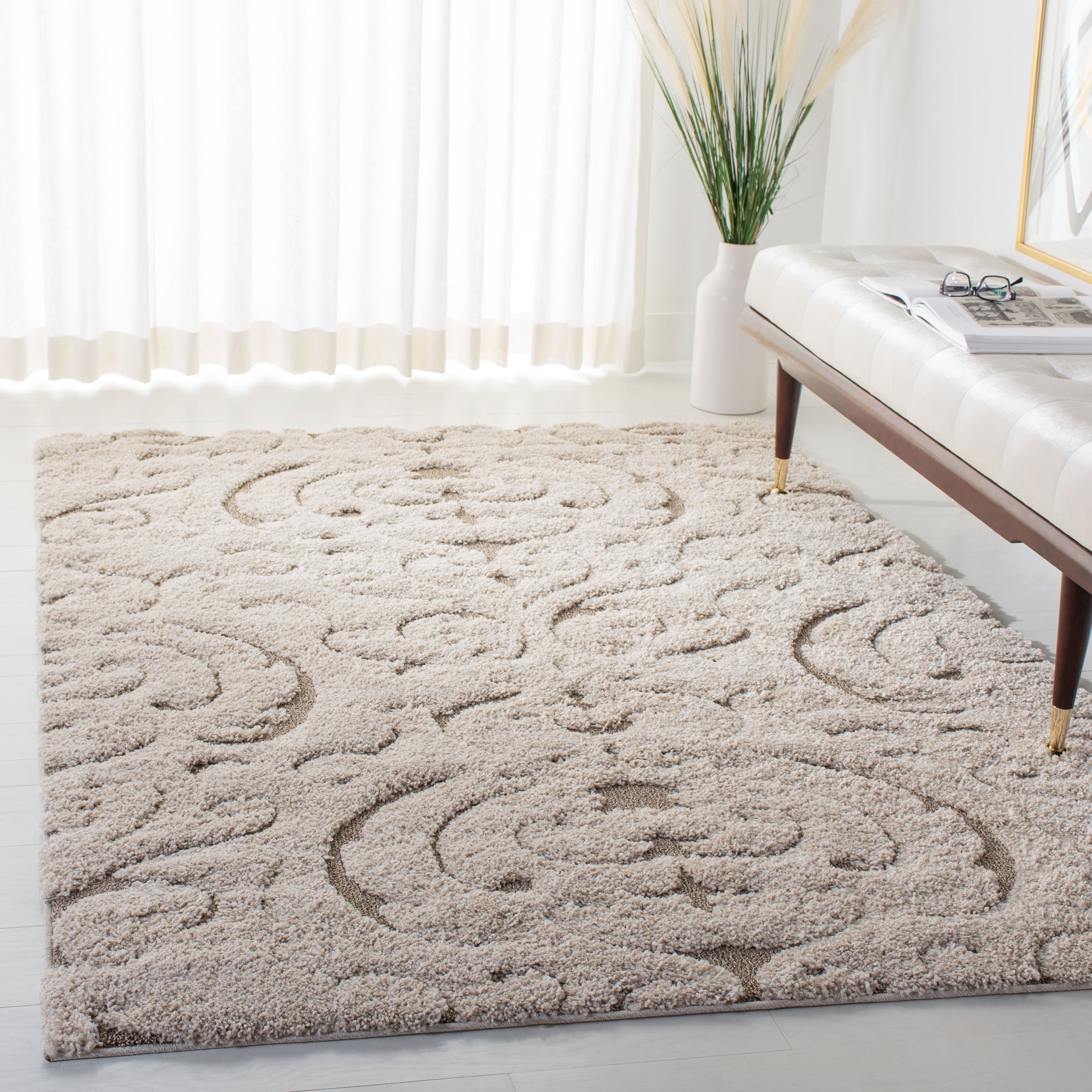 SAFAVIEH, Florida Shag Semire Damask 1.2-inch Thick Rug