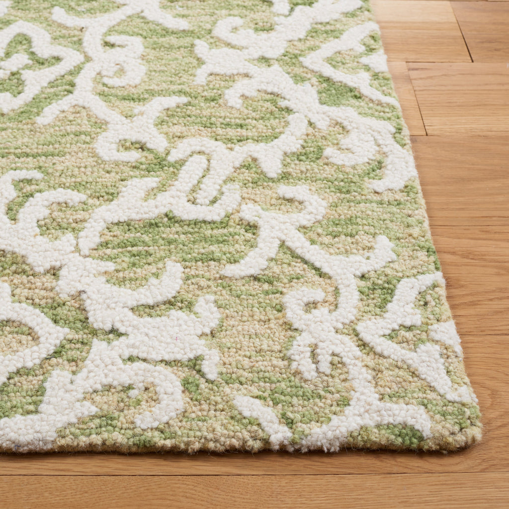 SAFAVIEH, Handmade Blossom Vesela Modern Floral Wool Rug
